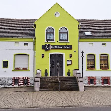 Hotel Kulturhaus Felgeleben 쇼네베크 외부 사진