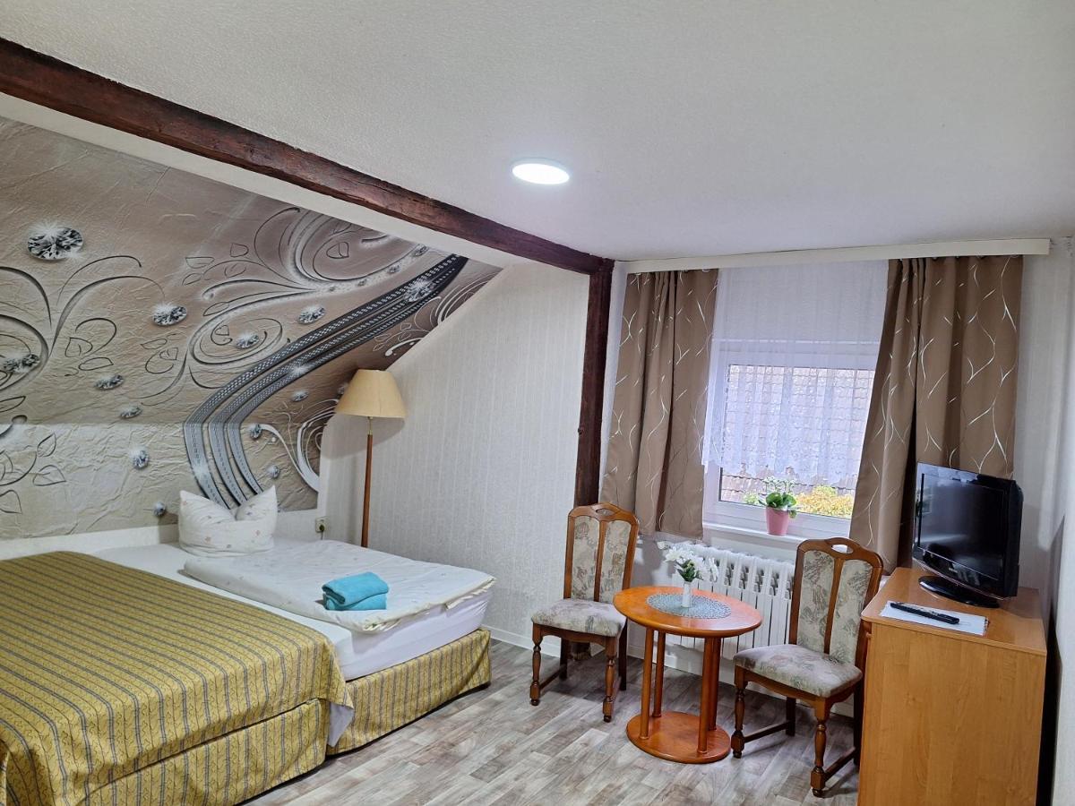 Hotel Kulturhaus Felgeleben 쇼네베크 외부 사진